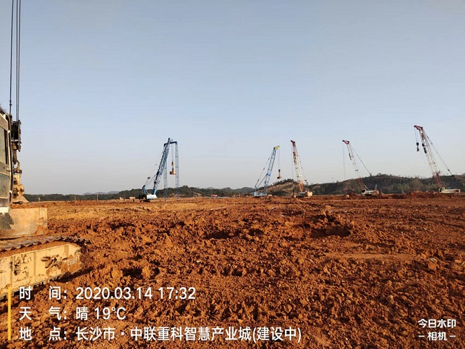 湖南金石基础工程有限公司,旋挖桩施工,预应力管桩施工,人工挖孔桩施工,冲孔桩施工,长螺旋灌注桩施工,基坑支护工程施工,锚杆锚索施工,冠梁、腰梁施工,地基强夯处理工程,厂房及道路地基强夯处理工程,高速公路地基强夯加固处理,物流园港口地坪地基强夯工程,各种综合市场（3—6房）房屋建筑地基基础处理,铁路（含高铁）路基加固工程,机场跑道地基加固处理工程